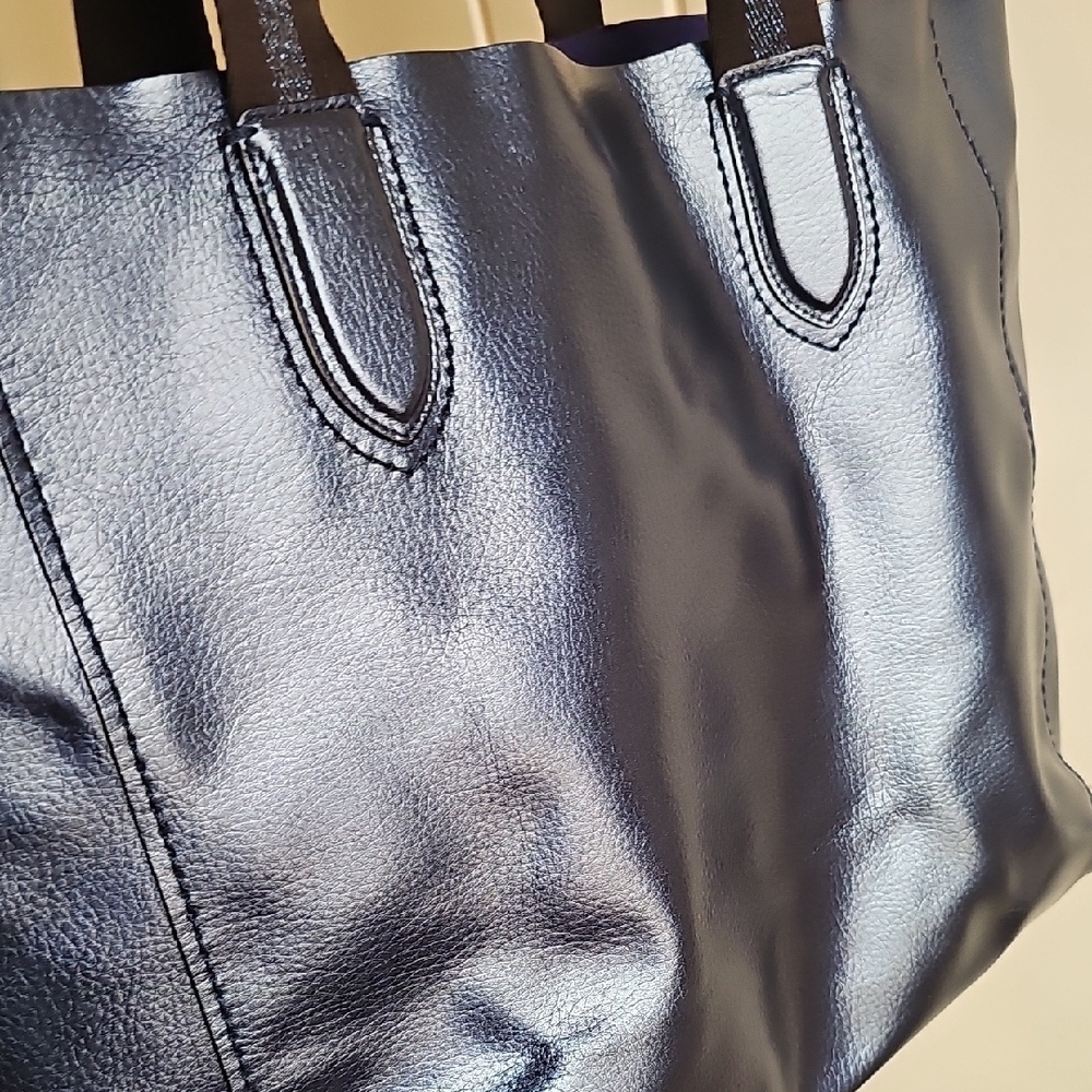 Coach 2017 Large Hologram Derby Tote Metallic Blue - Picture 15 of 17